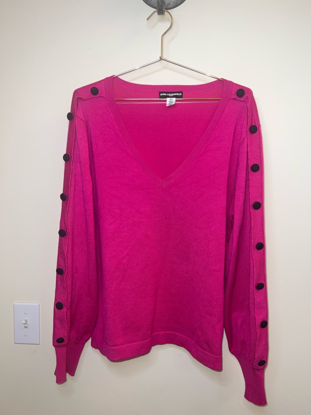 Karl Lagerfeld Paris Pink V Neck Sweater Button Sleeve Women’s Large
